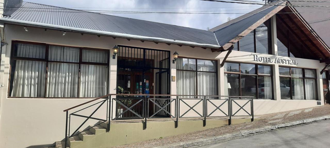 Hotel Austral Ushuaia Exterior photo